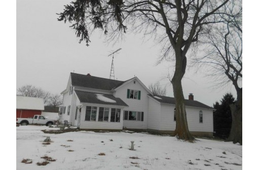 N10654 Cottonwood Rd, Waupun, WI 53963-9044