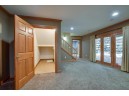 129 Glenn Dr, Cottage Grove, WI 53527