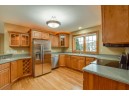 129 Glenn Dr, Cottage Grove, WI 53527