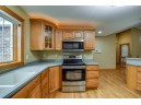 129 Glenn Dr, Cottage Grove, WI 53527