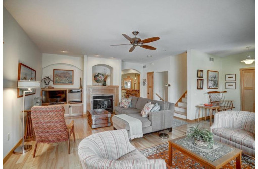 6975 Apprentice Pl, Middleton, WI 53562