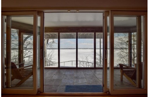 3506 Lake Mendota Dr, Madison, WI 53705