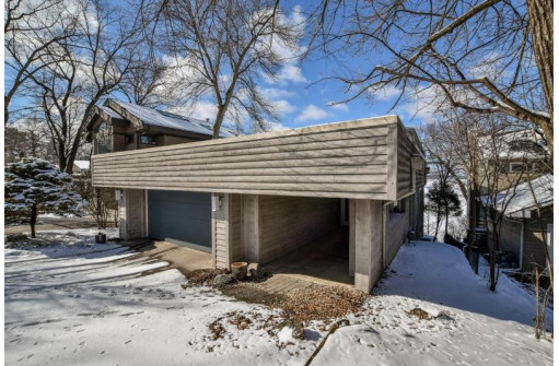 3506 Lake Mendota Dr, Madison, WI 53705