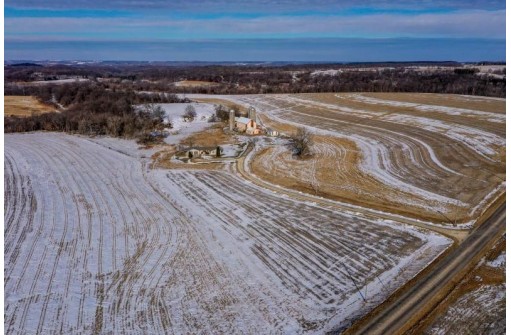 3826 County Road M, Dodgeville, WI 53533