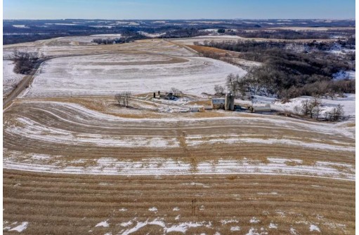 3826 County Road M, Dodgeville, WI 53533