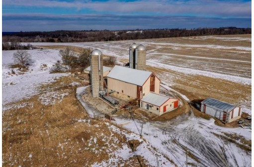 3826 County Road M, Dodgeville, WI 53533