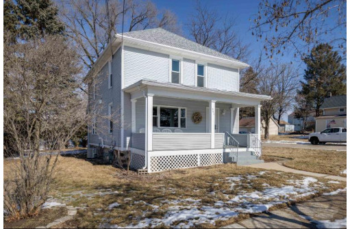 541 E Church St, Jefferson, WI 53549