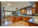 735 James Cir, Verona, WI 53593