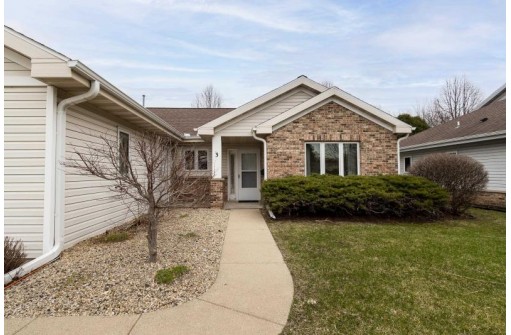 3 Saukdale Tr, Madison, WI 53717