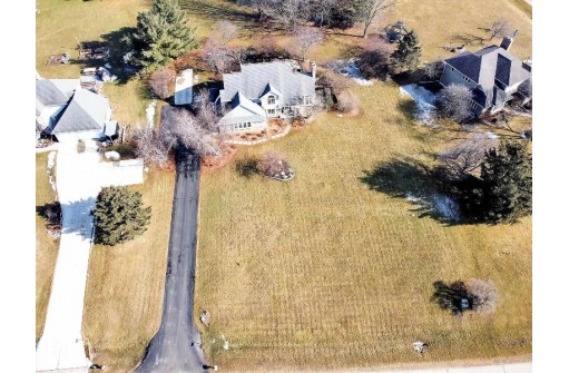 4622 N Brentwood Dr, Milton, WI 53563