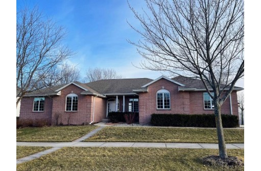 1801 Tierney Dr, Waunakee, WI 53597