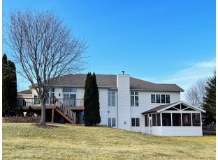 1801 Tierney Dr Waunakee, WI 53597