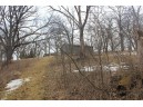 16490 Deery Rd, Mineral Point, WI 53565