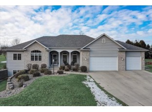 5628 Rankin Ln Waunakee, WI 53597