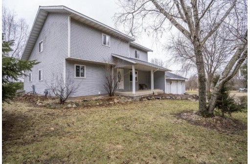 3759 Hommen Ln, Deerfield, WI 53531