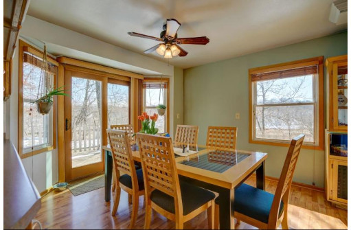 W6428 Klassy Rd, New Glarus, WI 53574