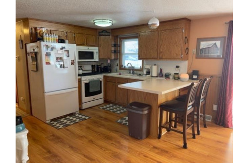 1414 E Parrish St, Prairie Du Chien, WI 53821