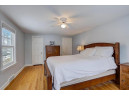 2905 Gregory St, Madison, WI 53711