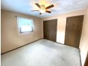 4013 Oldwyck Dr, Janesville, WI 53546