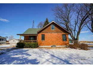 2556 Happy Valley Rd Sun Prairie, WI 53590