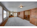 2556 Happy Valley Rd, Sun Prairie, WI 53590