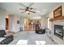 820 Lichte Dr, Mazomanie, WI 53560