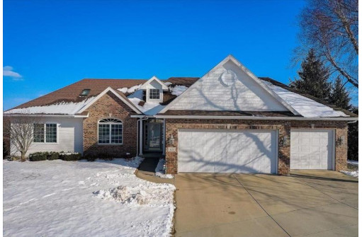 1806 Newmarket Mews, Waunakee, WI 53597