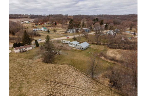 3090 County Road P, Mount Horeb, WI 53572