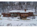 6670 Lower Wyoming Rd, Spring Green, WI 53588