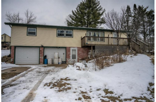 212 Center St, Elroy, WI 53929