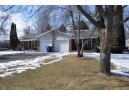 2292/2294 Manley Dr, Sun Prairie, WI 53590-9688