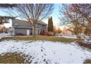 1705 Apple Dr, Sun Prairie, WI 53590