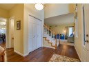 18 Siskiwit Cir, Madison, WI 53719