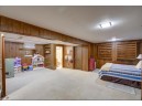 5501 Kroncke Dr, Madison, WI 53711