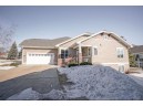 109 S Heatherstone Dr 2, Sun Prairie, WI 53590