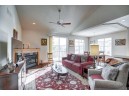 109 S Heatherstone Dr 2, Sun Prairie, WI 53590