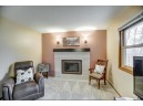 1629 Deerwood Dr, Madison, WI 53716