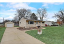 313 Acacia Ln, Madison, WI 53716