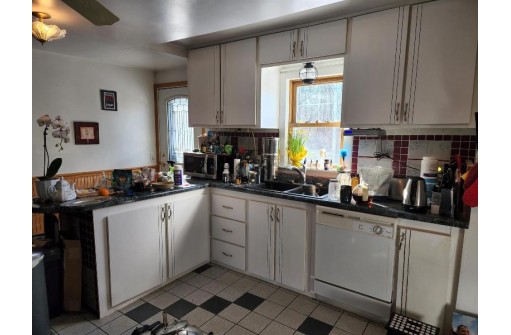 4740 Goodland Park Rd, Madison, WI 53711