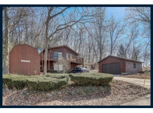 420 E Indian Ln Edgerton, WI 53534-9087