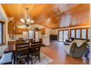 907 Kraak Rd, Marshall, WI 53559