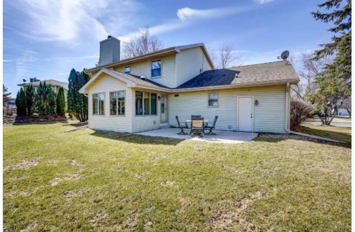 1704 Manchester Crossing, Waunakee, WI 53597