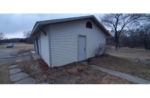 W6732 Suldal Rd, Mauston, WI 53948