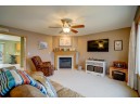 578 Kelvington Dr 2, Sun Prairie, WI 53590