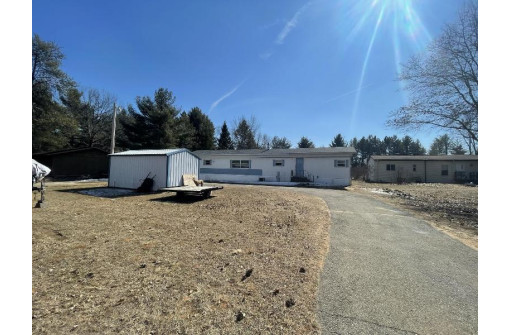 W5737 Woodland Dr, New Lisbon, WI 53950