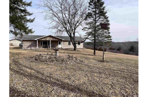 W8394 Pilz Rd, Browntown, WI 53522