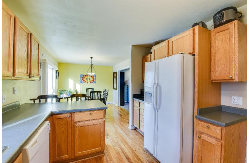 6553 Urich Terr, Madison, WI 53719