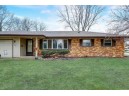 802 Meadowlark Dr, Madison, WI 53714