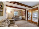 802 Meadowlark Dr, Madison, WI 53714