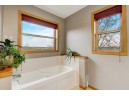 6617 Carlton Dr, Madison, WI 53718